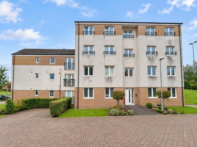 Flat for rent in Auchinairn, Bishopbriggs