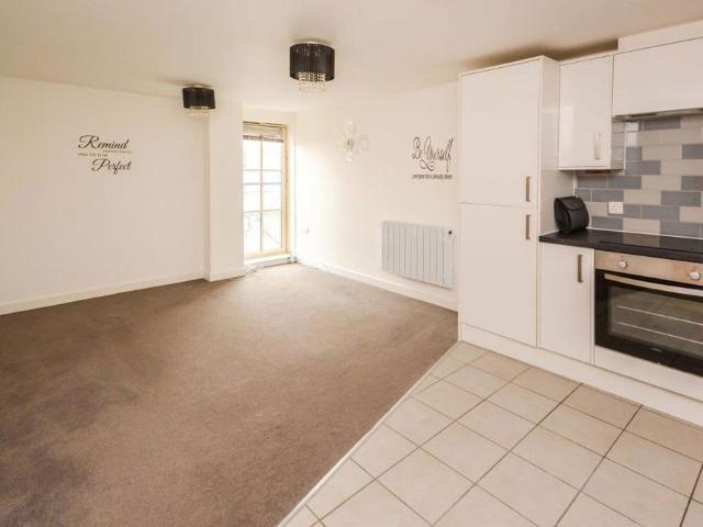 Apartment for rent in Westbrook, Acol