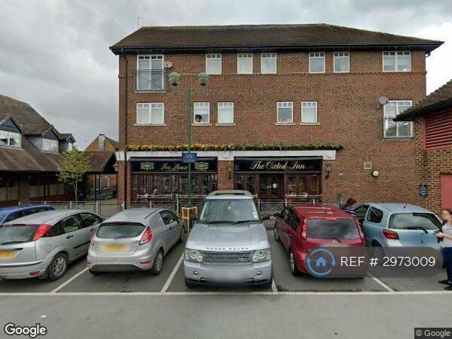 Flat for rent in Oxted, Hillview