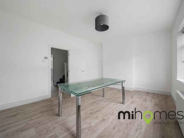 Apartment for rent in Muswell Hill, Greater London
