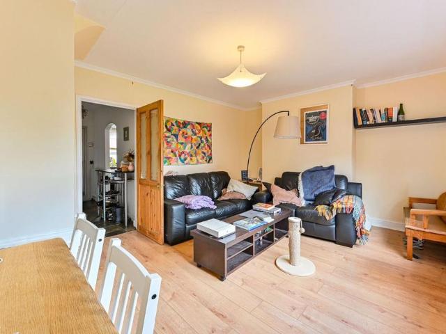 Apartment for rent in London Borough of Ealing, Greater London