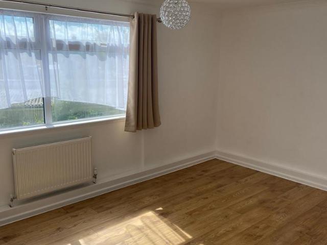 Flat for rent in Bybrook, Bridgefield