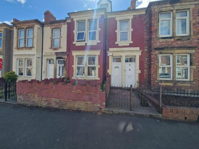 Flat for rent in Bensham, Isle Of Man