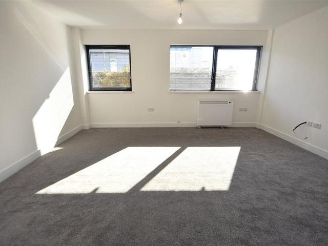 Apartment for rent in Helford, Hampshire
