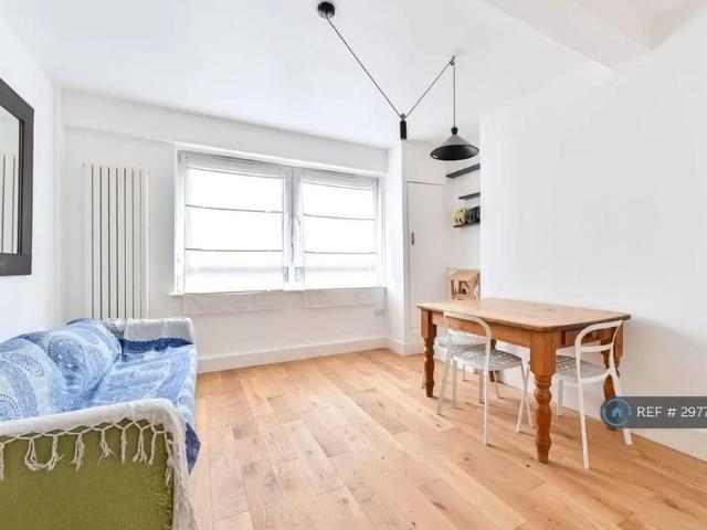 Apartment for rent in Bermondsey, Greater London