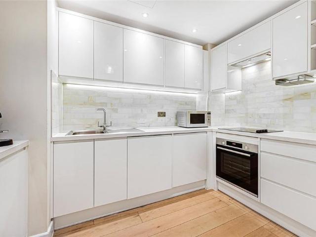 Apartment for rent in Mayfair, Isle Of Man