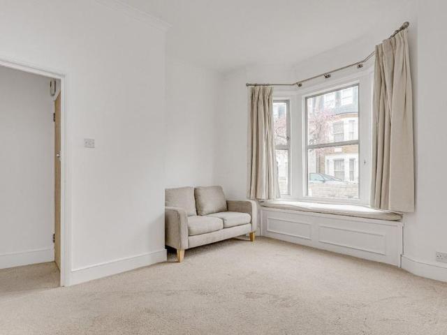 Apartment for rent in Fulham, Isle Of Man