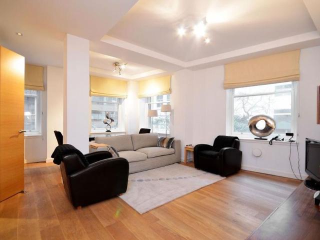 Apartment for rent in Monument, Greater London