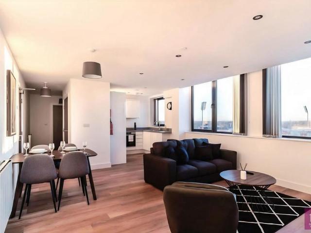 Flat for rent in Gorse Hill, Trafford Park