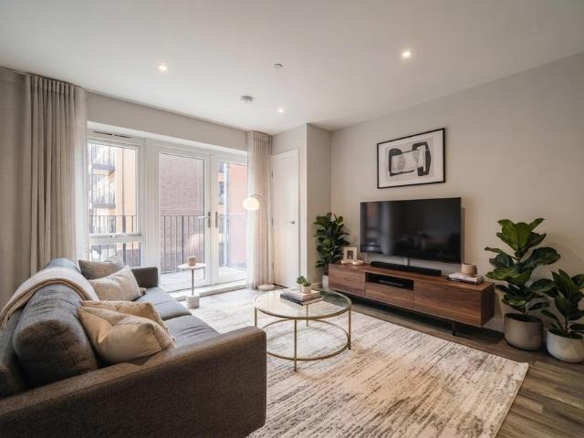 Flat for rent in Worcester Park Estate, Monks Orchard