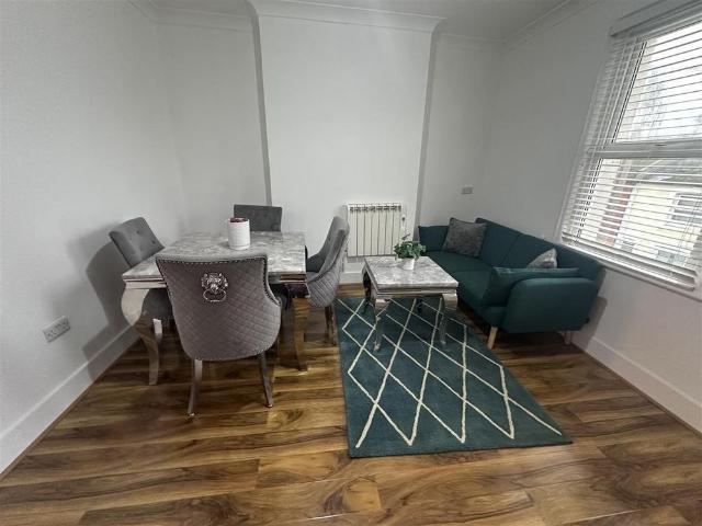 Apartment for rent in Blacklands, Guestling Green