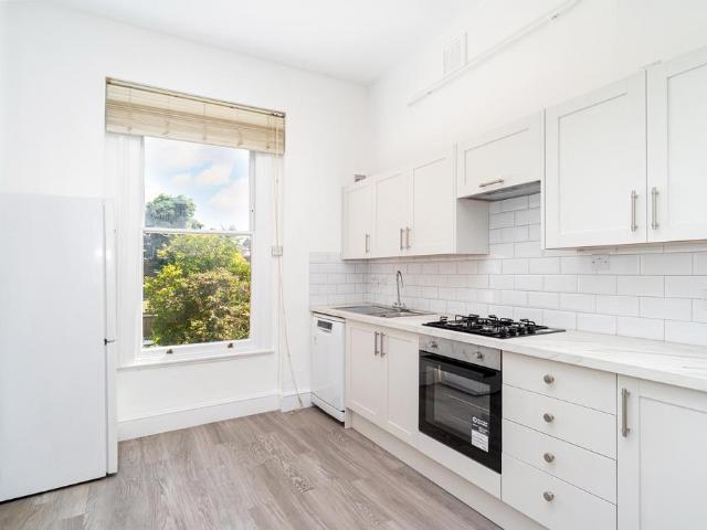 Flat for rent in West Norwood, Greater London