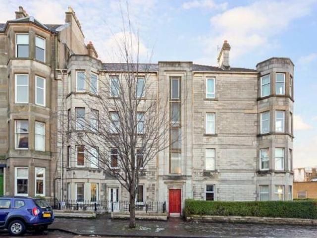 Flat for rent in Broughton, Scotland