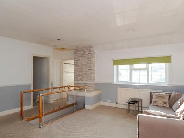 Apartment for rent in London Borough of Ealing, Greater London
