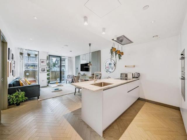 Apartment for rent in St. John's Wood, Greater London