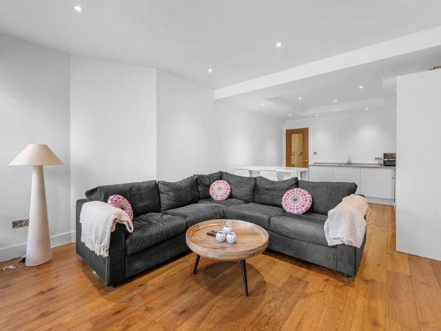 Apartment for rent in Low Harrogate, Harrogate