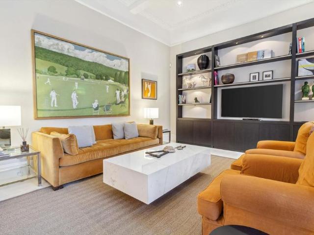 Apartment for rent in Chelsea, Greater London