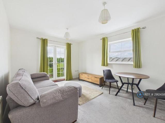 Apartment for rent in Two Mills, Cheshire