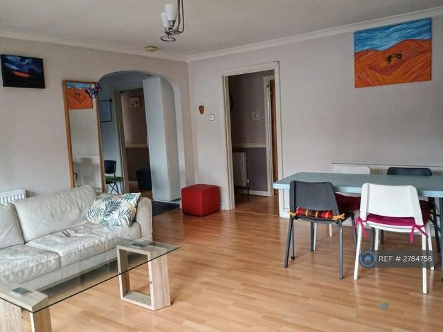 Apartment for rent in Plasnewydd, Falcon Lodge