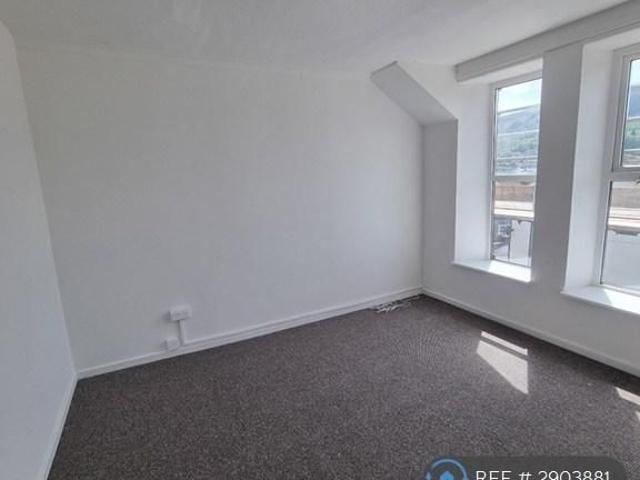 Apartment for rent in Mountain Ash East, Ynysboeth