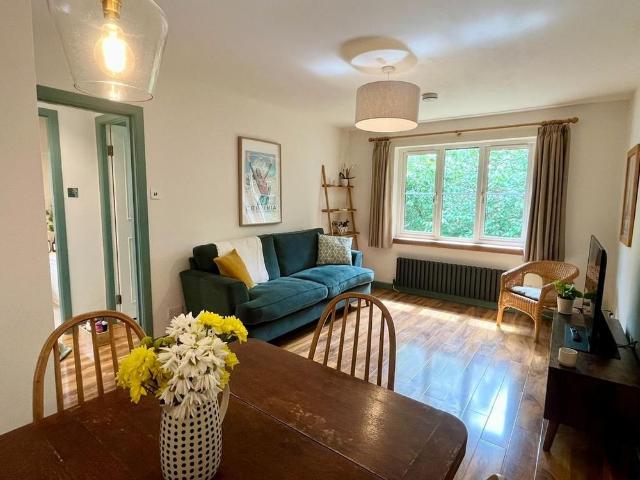 Apartment for rent in Leith, Scotland
