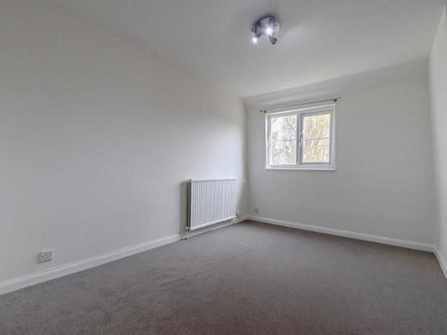 Apartment for rent in Amersham