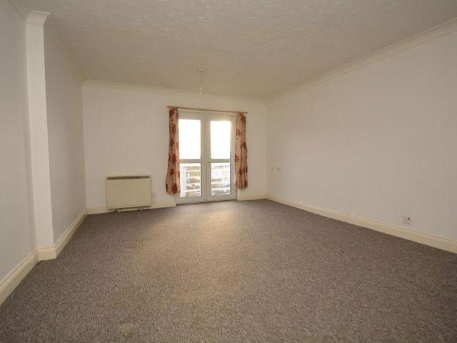 Apartment for rent in Margate Old Town, Acol