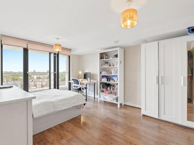 Apartment for rent in Holloway, Greater London