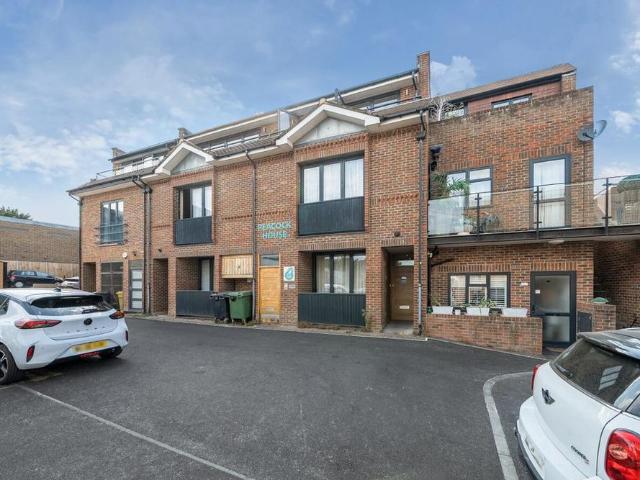 Apartment for rent in West Wickham, Greater London