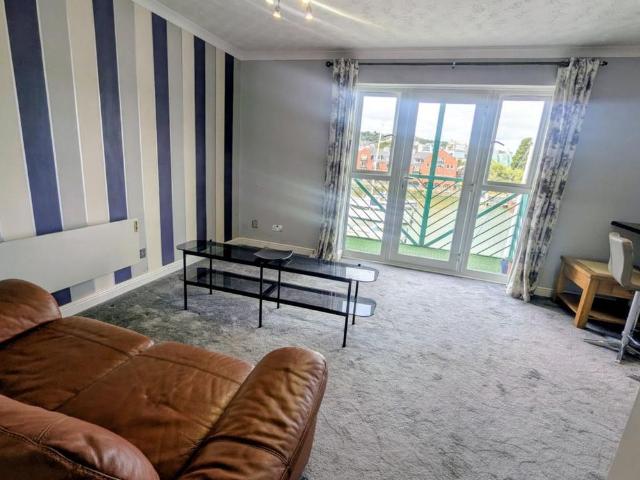 Apartment for rent in Nangreaves, Wales