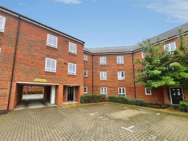 Flat for rent in Aldershot, Hampshire