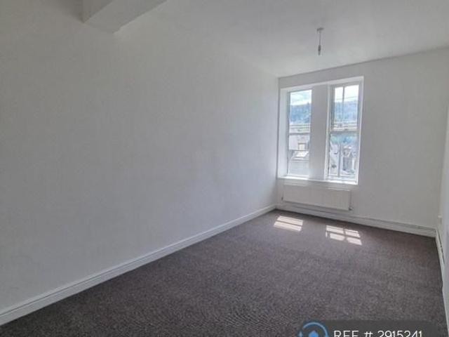Apartment for rent in Mountain Ash East, Ynysboeth