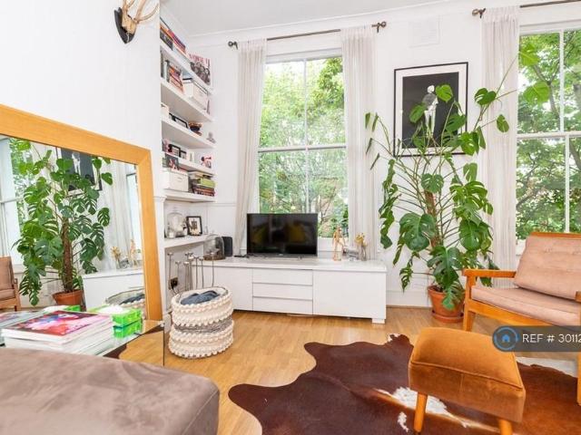 Apartment for rent in Loughborough Junction, Greater London