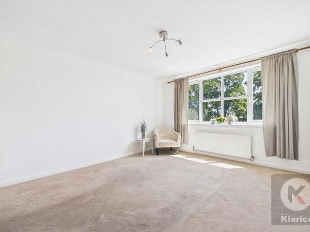 Apartment for rent in Fox Hollies, West Midlands