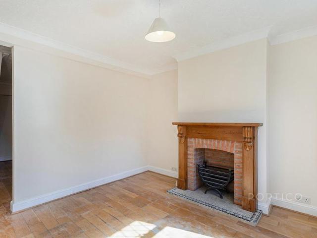 Apartment for rent in Walthamstow Village, Leyton