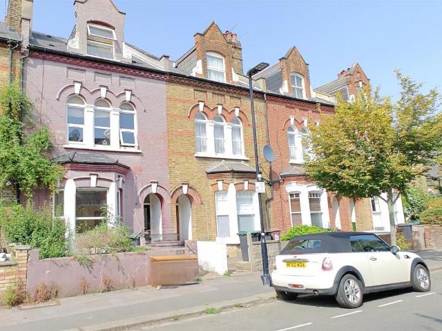 Flat for rent in Harringay, Greater London