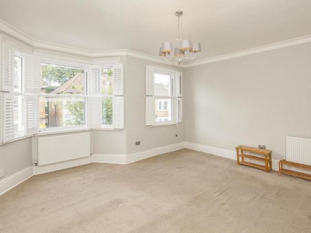 Apartment for rent in London Borough of Lewisham, Lower Sydenham