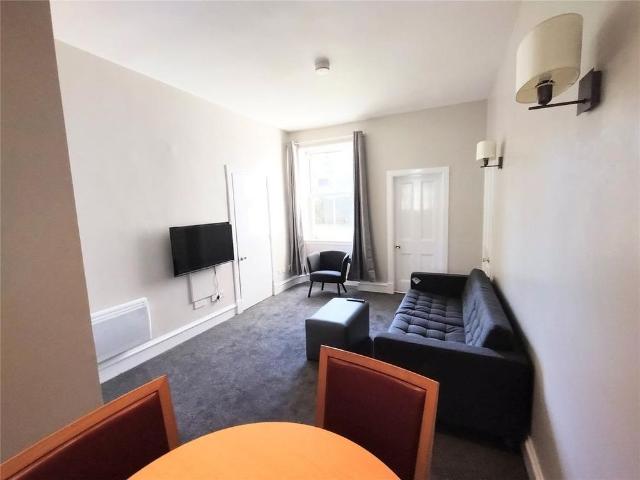Apartment for rent in West End, Ballindoch