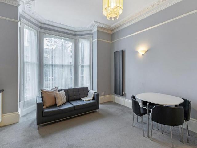Apartment for rent in London Borough of Hammersmith and Fulham, Greater London