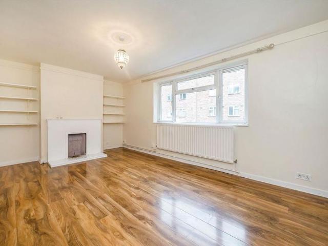 Apartment for rent in London Borough of Ealing, Perivale