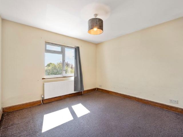 Apartment for rent in The Wrythe, Greater London