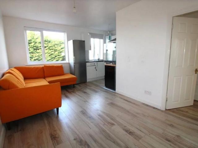 Flat for rent in Broxbourne, Hertfordshire