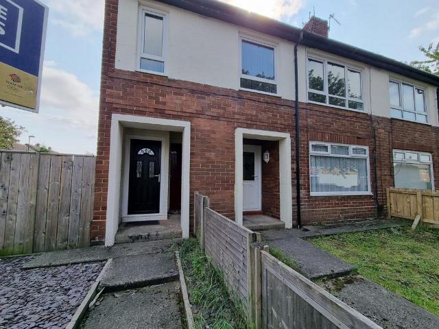 Flat for rent in Hebburn, Tyne And Wear