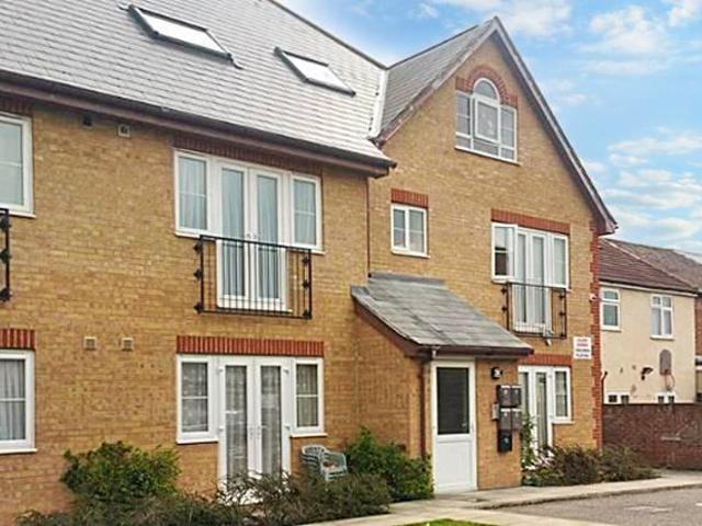 Apartment for rent in Hayes, Greater London