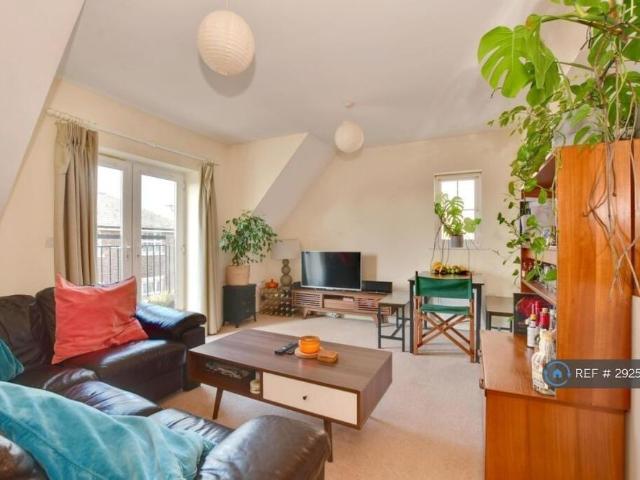 Apartment for rent in Bourne Vale, Kent