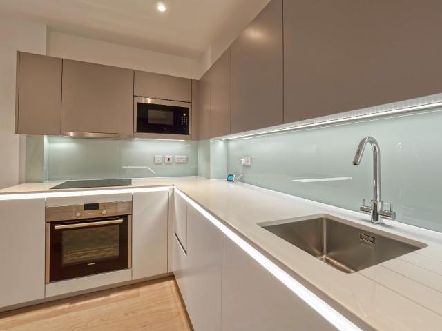 Apartment for rent in Colney Hatch, Isle Of Man