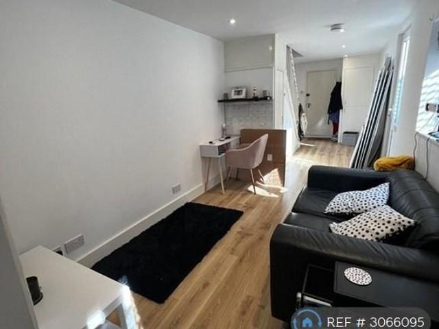 Apartment for rent in London Borough of Waltham Forest, Greater London