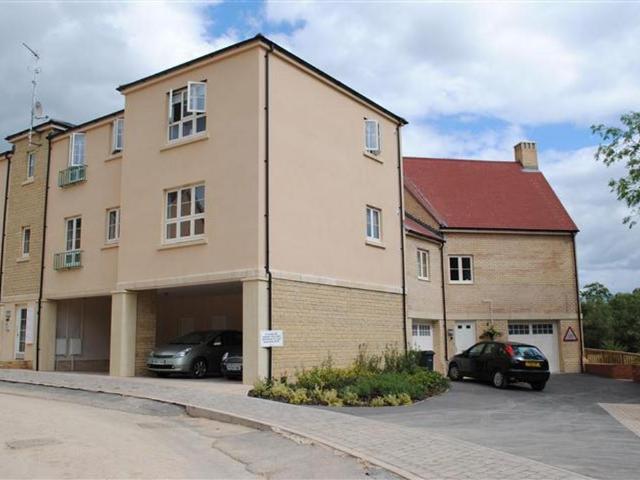 Flat for rent in St. Paul Malmesbury Without, Wiltshire