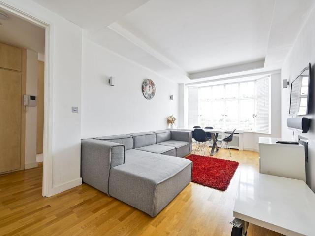 Flat for rent in Kensington, Isle Of Man