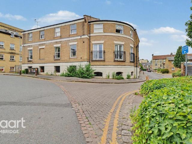 Flat for rent in The Kite, Arbury
